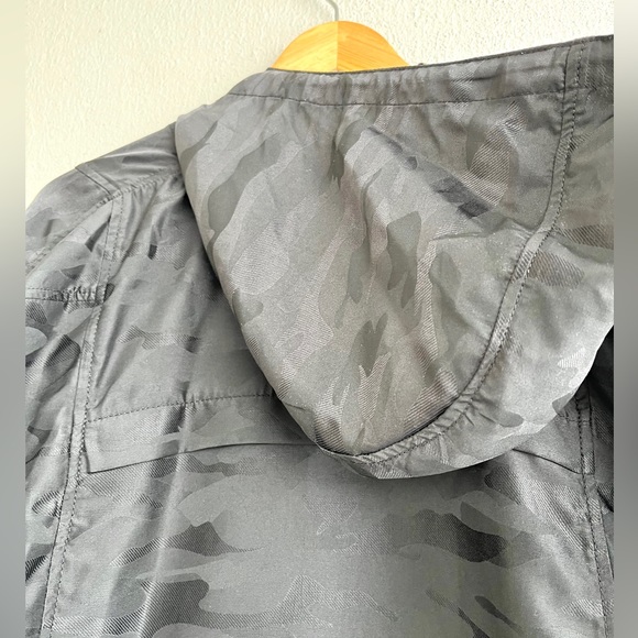 H&M | Lightweight Spring Jacket - Picture 6 of 16